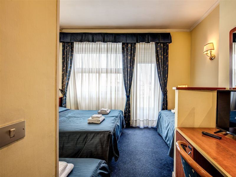 Hotel Laura Rom Exteriör bild