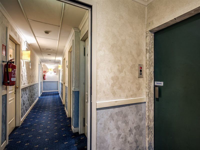 Hotel Laura Rom Exteriör bild